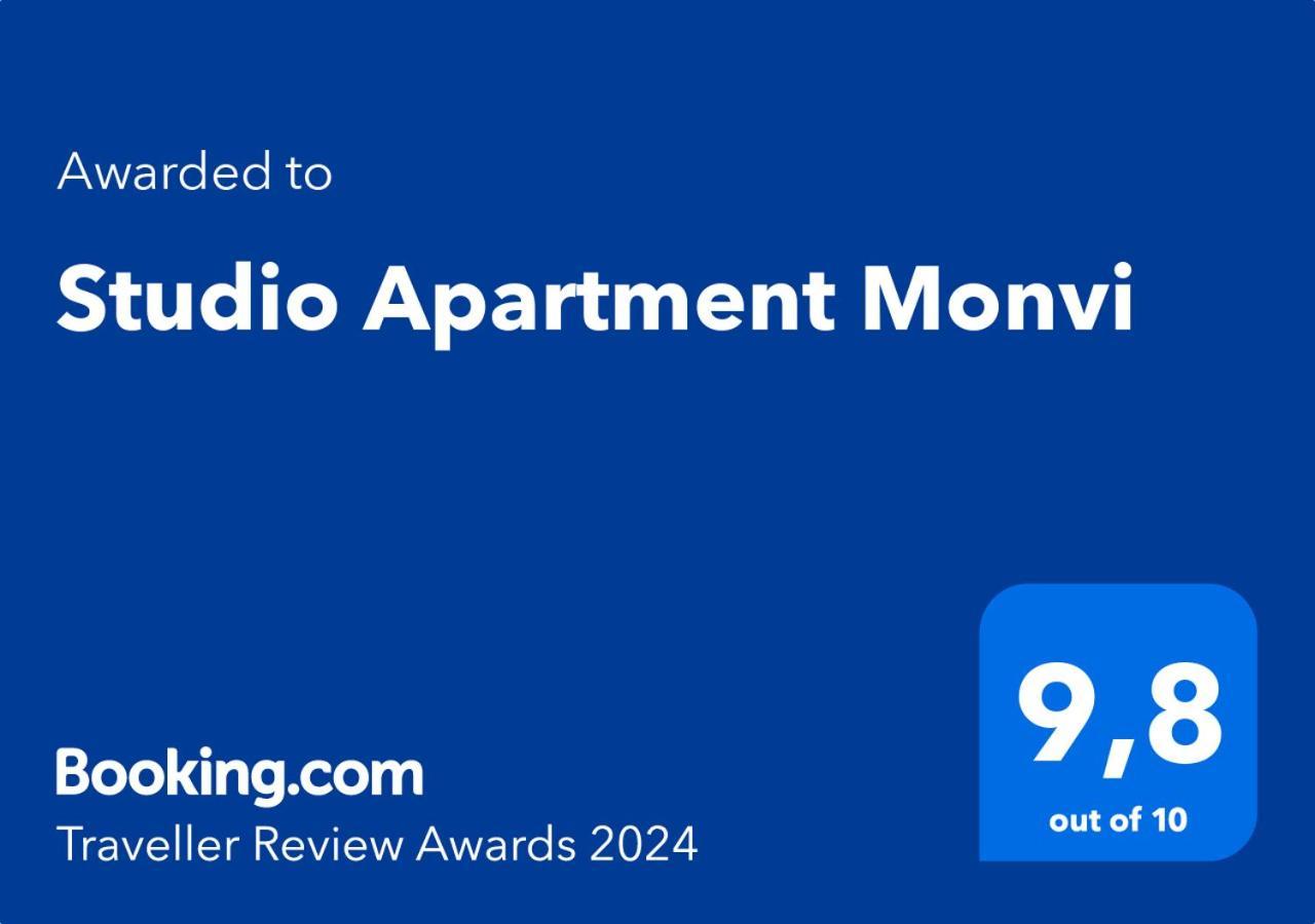 Studio Apartment Monvi Pula Luaran gambar